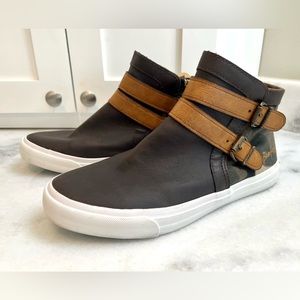 Blowfish Casual Women’s Sneaker